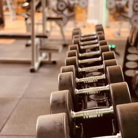 Maifeld Sport- Und Tagungshotel Βερλ