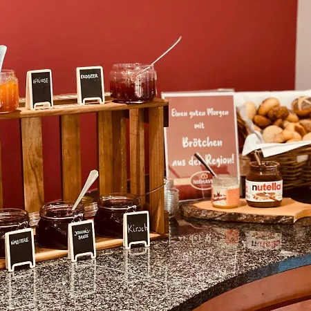 Maifeld Sport- Und Tagungshotel 4*