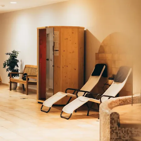 Hotel Maifeld Sport- Und Tagungshotel 4*