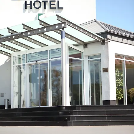 Maifeld Sport- Und Tagungshotel