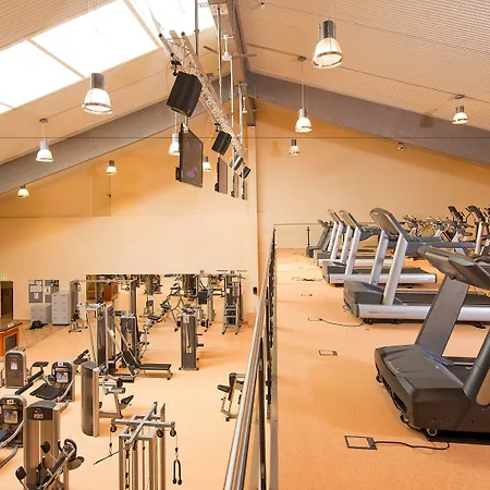 Maifeld Sport- Und Tagungshotel