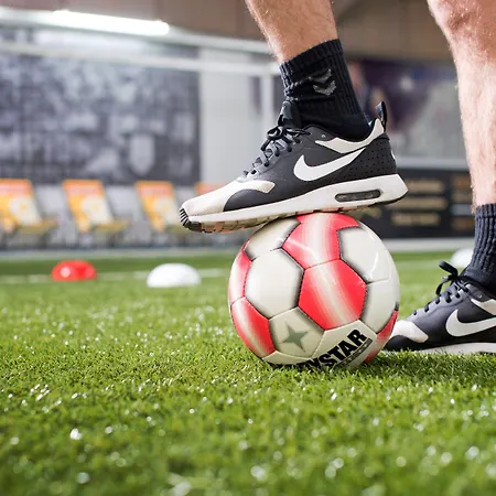 Maifeld Sport- Und Tagungshotel 4*