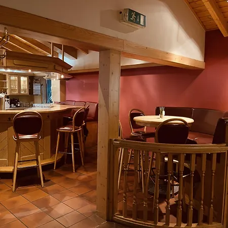 Hotel Maifeld Sport- Und Tagungshotel