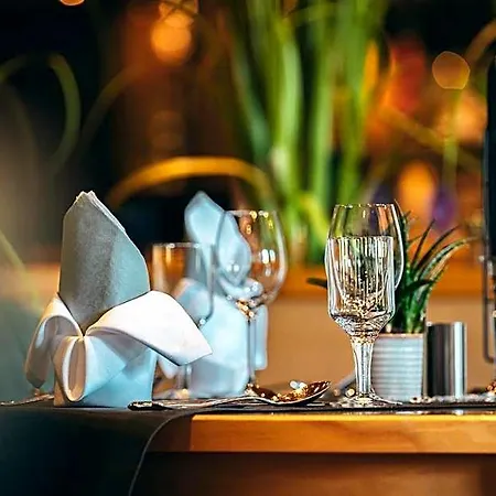 Ξενοδοχείο Maifeld Sport- Und Tagungshotel
