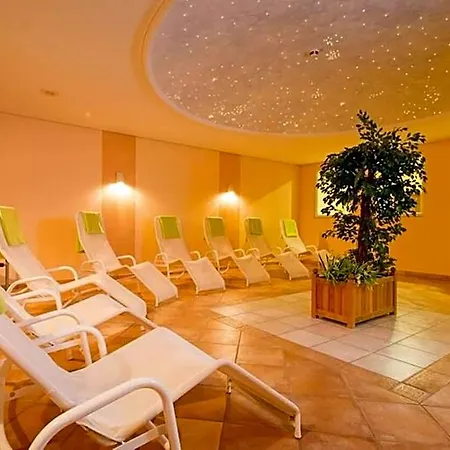 Maifeld Sport- Und Tagungshotel 4* Βερλ