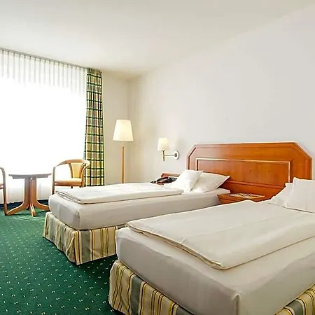 Ξενοδοχείο Maifeld Sport- Und Tagungshotel 4*