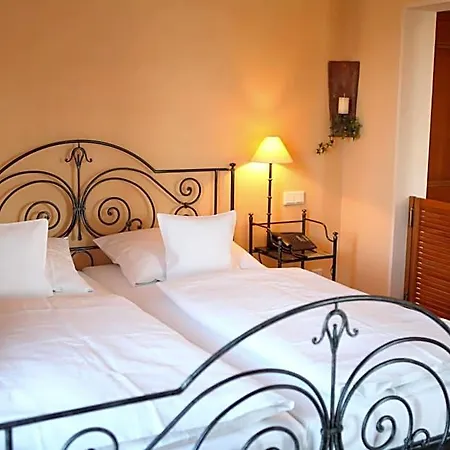 Ξενοδοχείο Maifeld Sport- Und Tagungshotel 4*