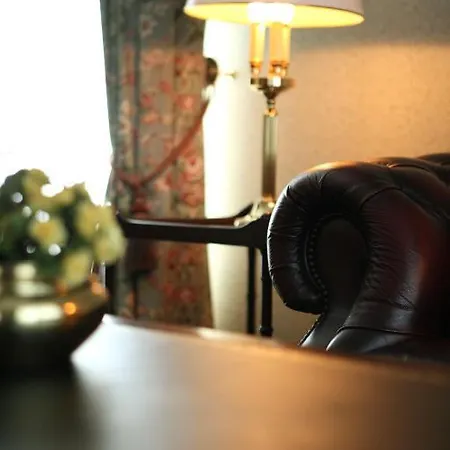 Maifeld Sport- Und Tagungshotel