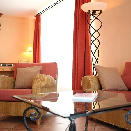 מלון Maifeld Sport- Und Tagungshotel
