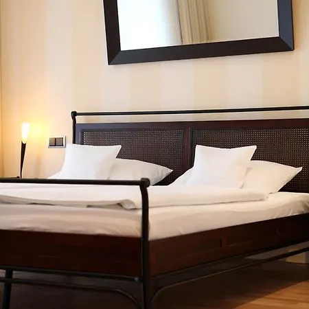 Maifeld Sport- Und Tagungshotel Ξενοδοχείο 4*