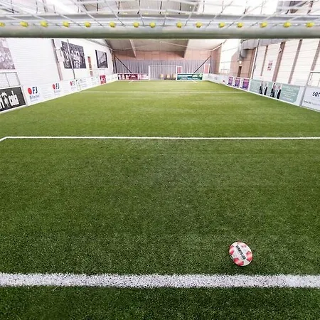 Maifeld Sport- Und Tagungshotel فرل