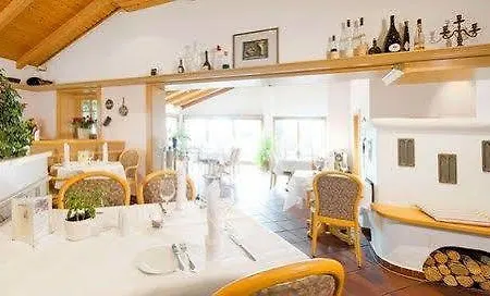 Hotel Maifeld Sport- Und Tagungshotel