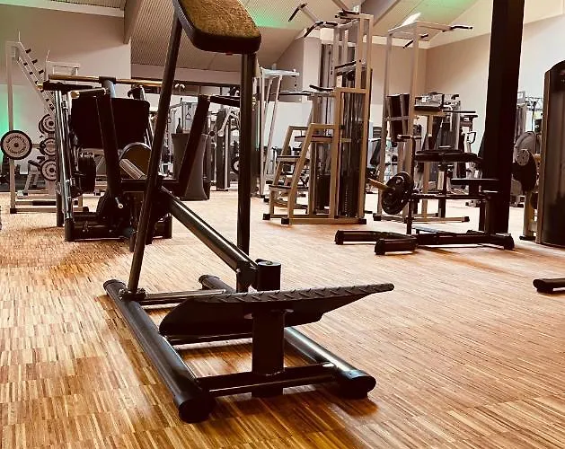 호텔 Maifeld Sport- Und Tagungshotel 베를