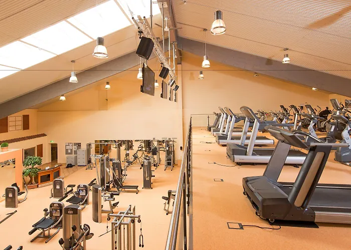 Maifeld Sport- Und Tagungshotel