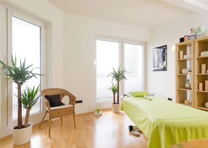 Maifeld Sport- Und Tagungshotel 4*