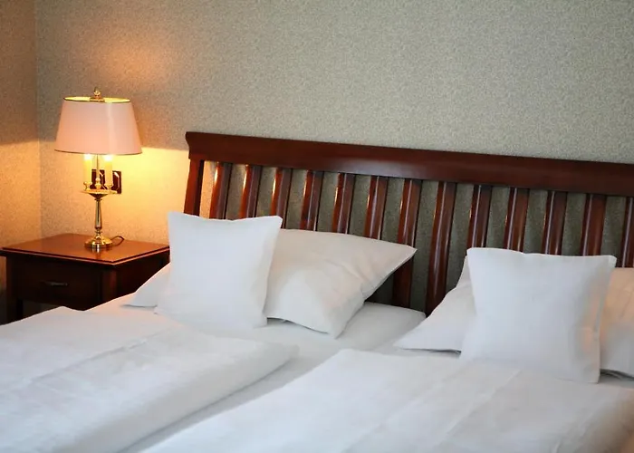 Szálloda Maifeld Sport- Und Tagungshotel Werl